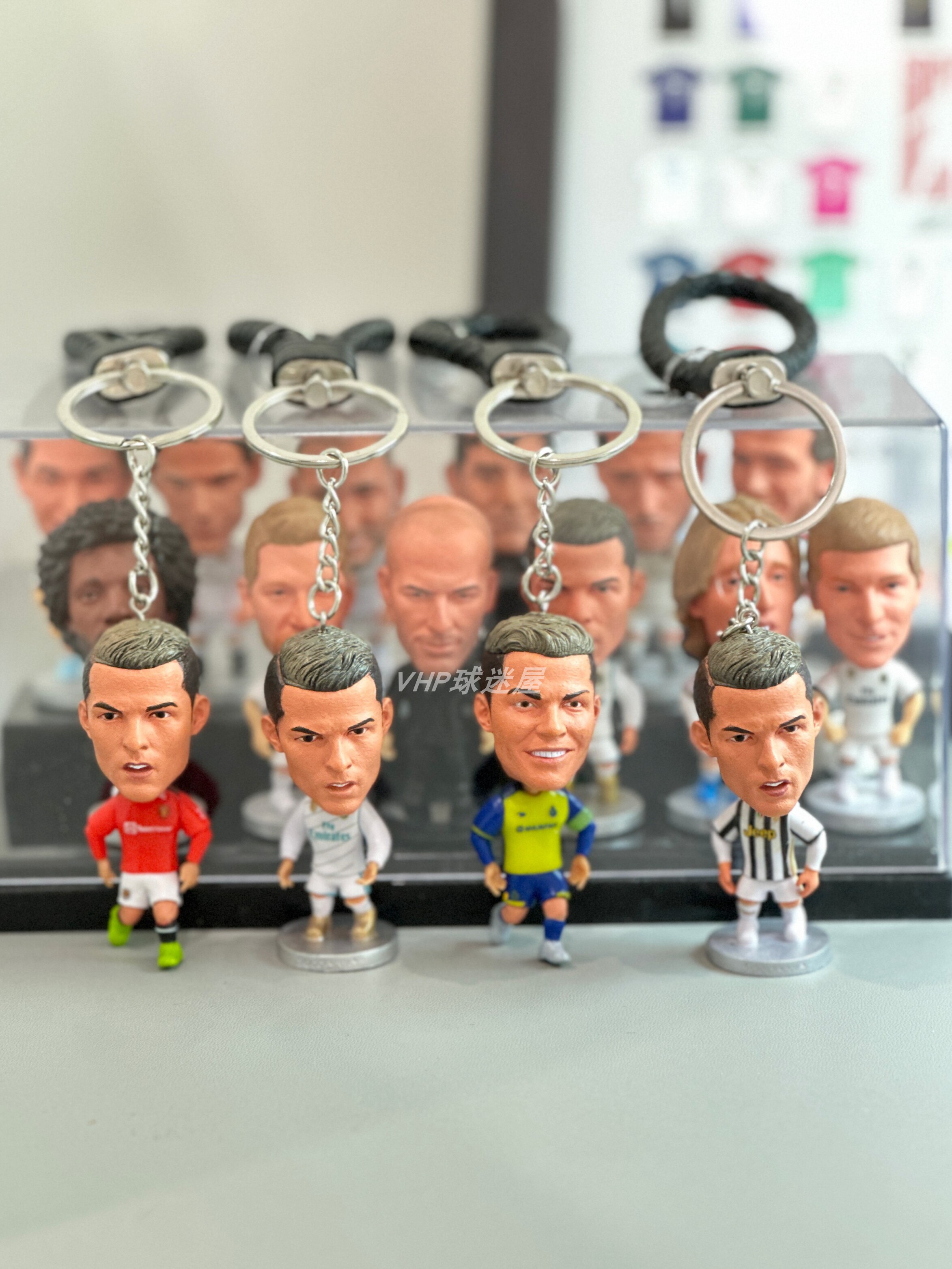 фанатская атрибутика c罗梅西钥匙扣巴萨皇马队徽挂饰纪念品足球明星周边礼物送男生 OTHER