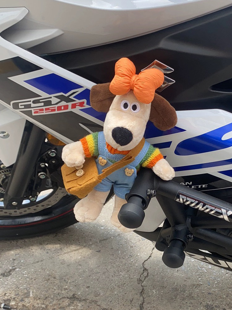 Car Tail-Mounted Pendant Doll, Cute Trunk Decoration, Car Interior and Exterior Ornament, Motorcycle and Electric Vehicle Decoration