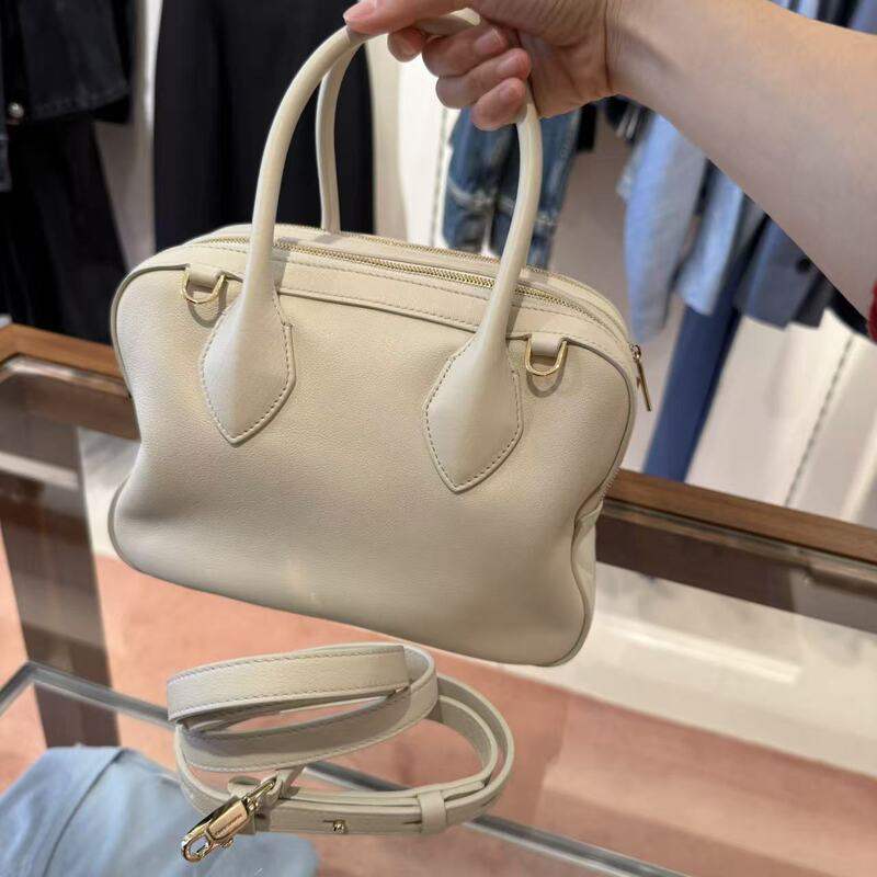 [Laomeili] (Total Price of Six Items: 5999) 10/16 Ferragamo Women's Zippered Handbag Tote Bag