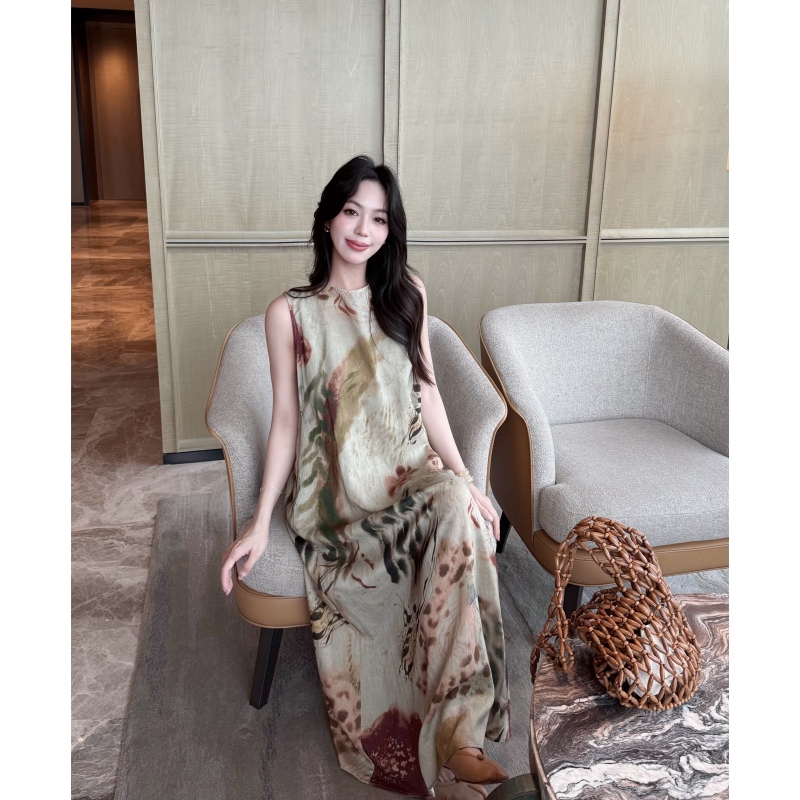 Far Room 【Soft Mist Gradient】2026 Summer New Tencel Linen Blend Printed Sleeveless Dress