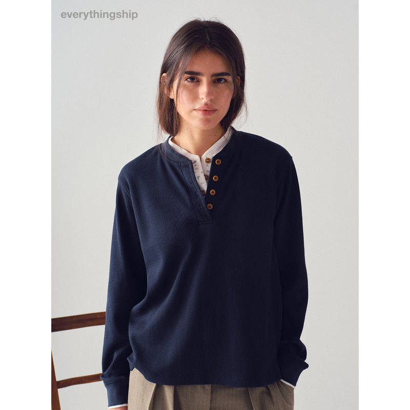 Everythingship Retro Floral Waffle Fake Two-Piece Henley Collar Long-Sleeve T-Shirt Navy Blue Everythingship Retro Floral Waffle Fake Two-Piece Henley Collar Long-Sleeve T-Shirt Navy Blue