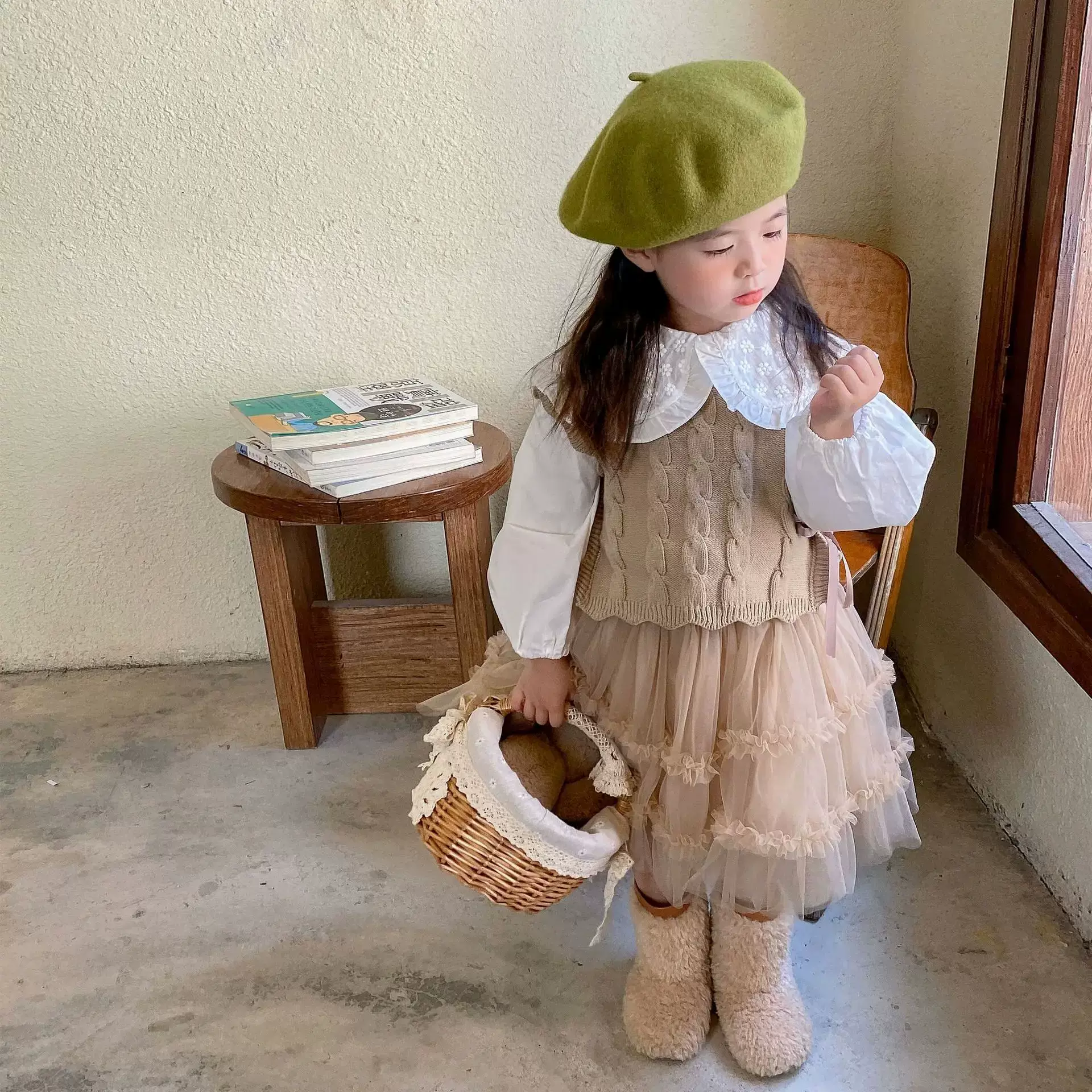 [Korean Style Children Knit Vest for Girls Autumn Winter Slee]