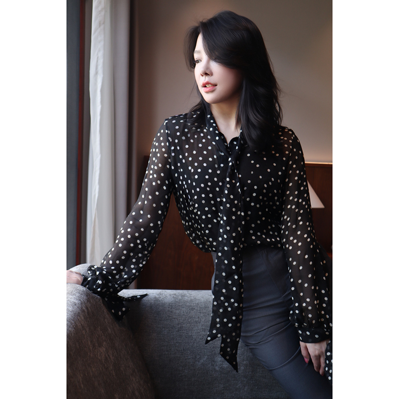 The South Is My Experience: 8mm 100% Mulberry Silk Ribbon Shirt. 6Pm on 29Th of August. 10% off The South Is My Experience: 8mm 100% Mulberry Silk Ribbon Shirt. 6Pm on 29Th of August. 10% off