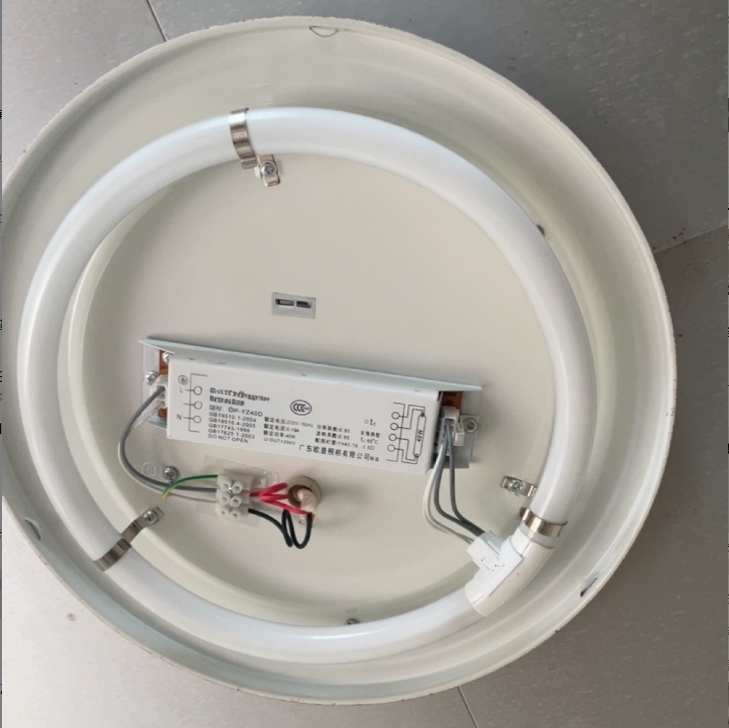 T5T6 Circular Tube Light Round Ceiling Lamp Household Four-Pin Three-Color Ballast 22W32W40W55W Fluorescent Lamp T5T6 Circular Tube Light Round Ceiling Lamp Household Four-Pin Three-Color Ballast 22W32W40W55W Fluorescent Lamp