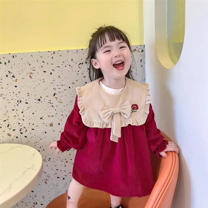 Baby girl's smock winter western-style outer wear waterproof little princess children's anti-dirty inverted gown bib spring and autumn