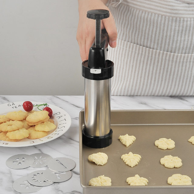 Cookie biscuit gun extrusion biscuit machine cream decorating mouth melting bean baking tool household set mold