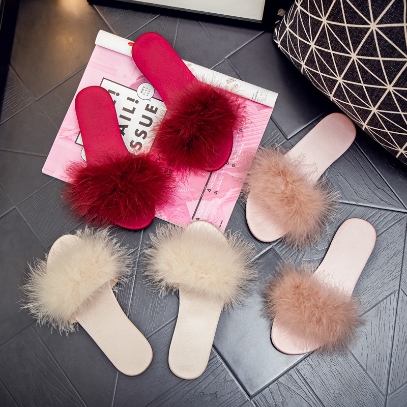 Chanel-Style Slippers for Indoor Use, Non-Slip, Silent, Red, Bridal Slippers, Satin Plush, Cute, Bridesmaid Feather Style