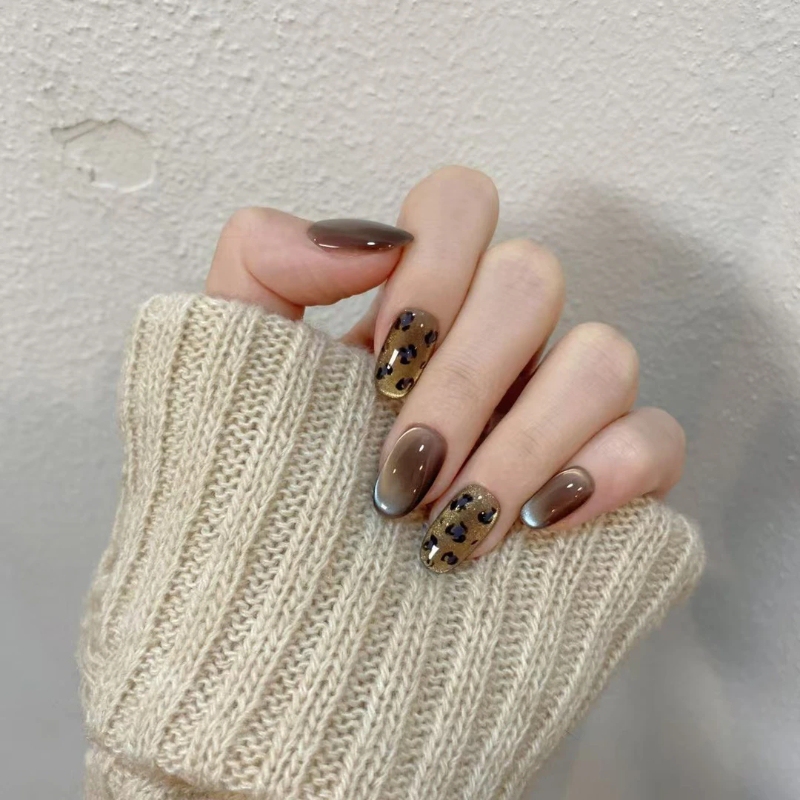 Maillard-Colored Hand-Painted Leopard Print Cat-Eye Handmade Wearable Nails 2026 New Style Gentle and Versatile Whitening Finished Nail Stickers Maillard-Colored Hand-Painted Leopard Print Cat-Eye Handmade Wearable Nails 2026 New Style Gentle and Versatile Whitening Finished Nail Stickers