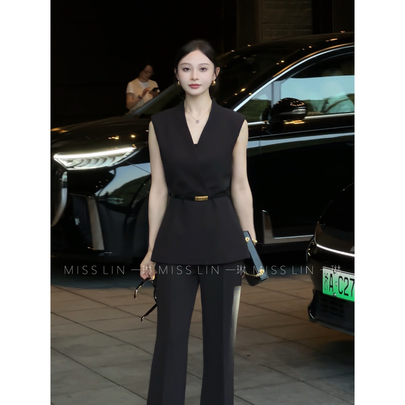 Elin【Intelligent Heroine】Elegant Sleeveless Waist-Cinching Top High-Waisted Straight-Leg Pants Solid Color Suit Set