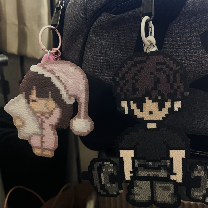 [Sleepy Miss and Fitness Mr.] Finished Bead Art Keychain Pendant for Hot Girls and Boys Who Like Lifting Weights