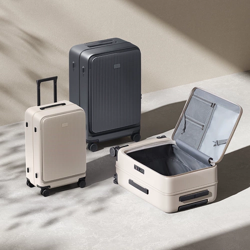 Чемодан, универсальная вместительная и большая коробка