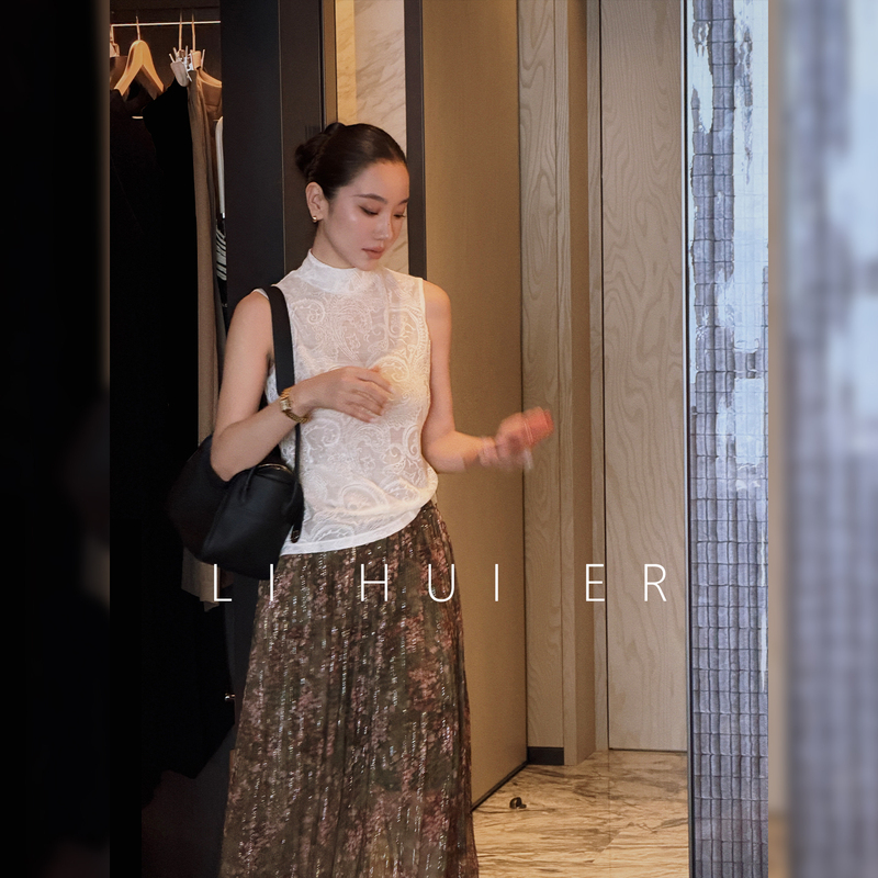 Li Hui Er (Li Hui'Er) Heavy Lace Summer Sheep Wool Lace Cream White Stand Collar Sleeveless Vest Top Li Hui Er (Li Hui'Er) Heavy Lace Summer Sheep Wool Lace Cream White Stand Collar Sleeveless Vest Top