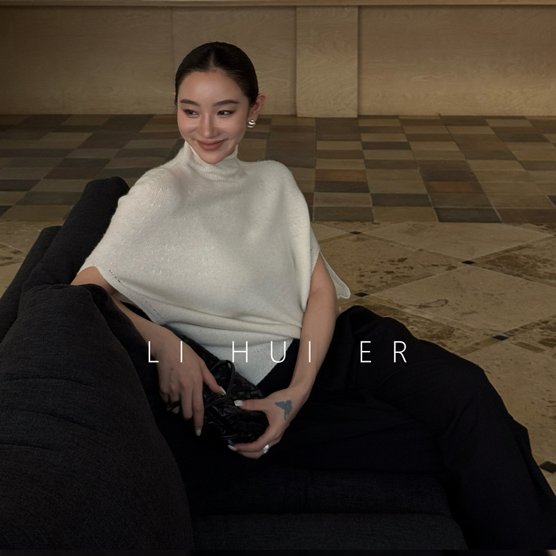 Lihuier Li Hui'Er's Style Is Like a Dust-Covered Moon, with a Light and Elegant High-Class Money Style, Featuring a Women's Half-High Collar Cashmere Knit Top