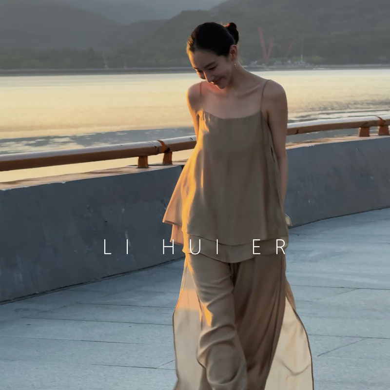 Lihuier Amber Twilight High-End Vest Camisole, Sophisticated and Unique, Sleeveless Top