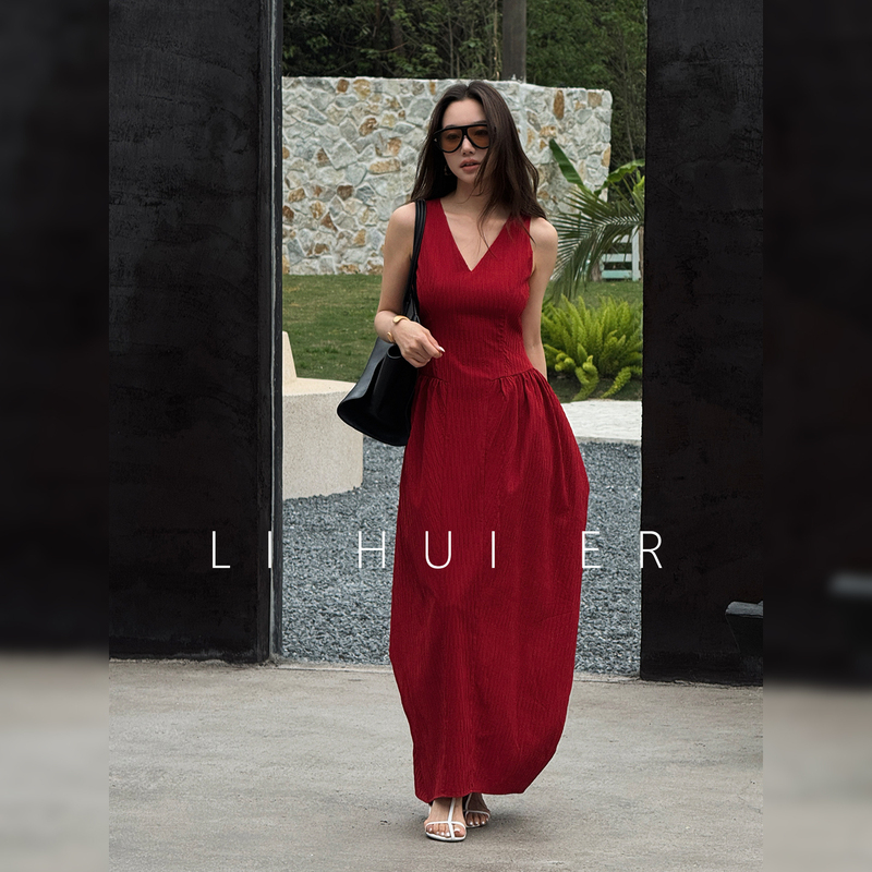 Lihuier Li Hui'Er Paris Rainy Season Red V-Neck Dress Women's Summer Black Long Dress Women's 2026 New Style