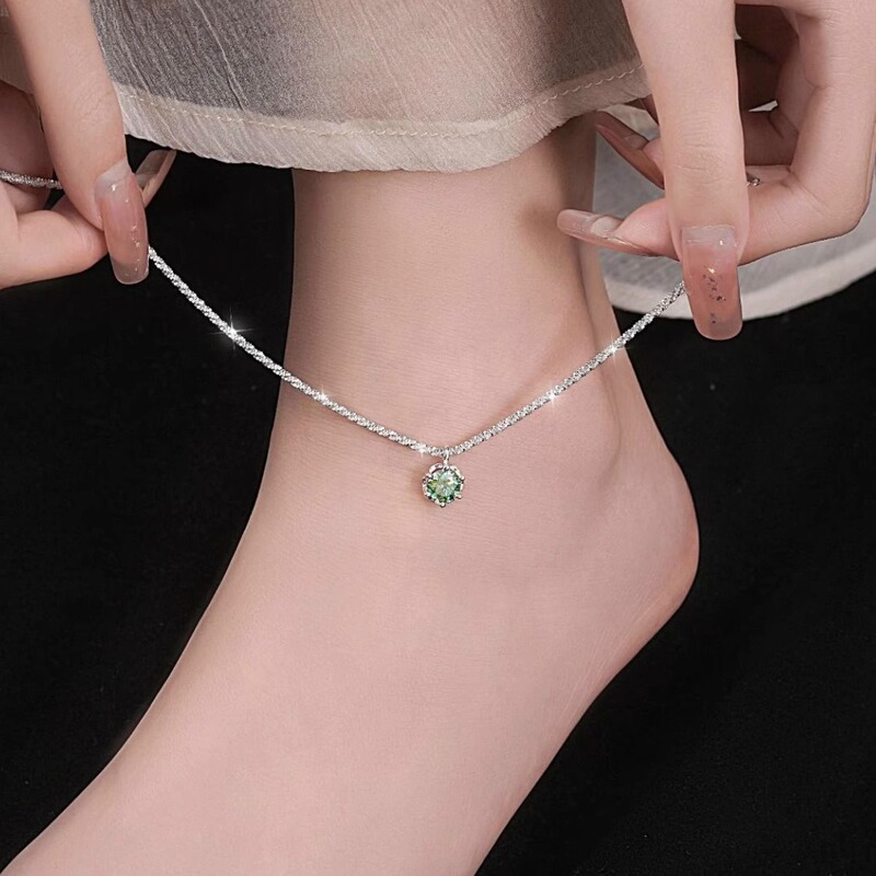 Gypsophila Moissanite Anklet for Women 2026 New Trendy Sparkling Foot Ring Light Luxury Niche High-End Foot Chain