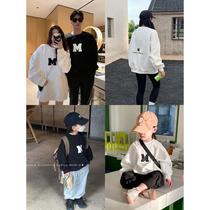 Fried street parent-child clothing for a family of three spring mother-child clothing high-end mother-daughter clothing baby family new parent-child sweatshirt