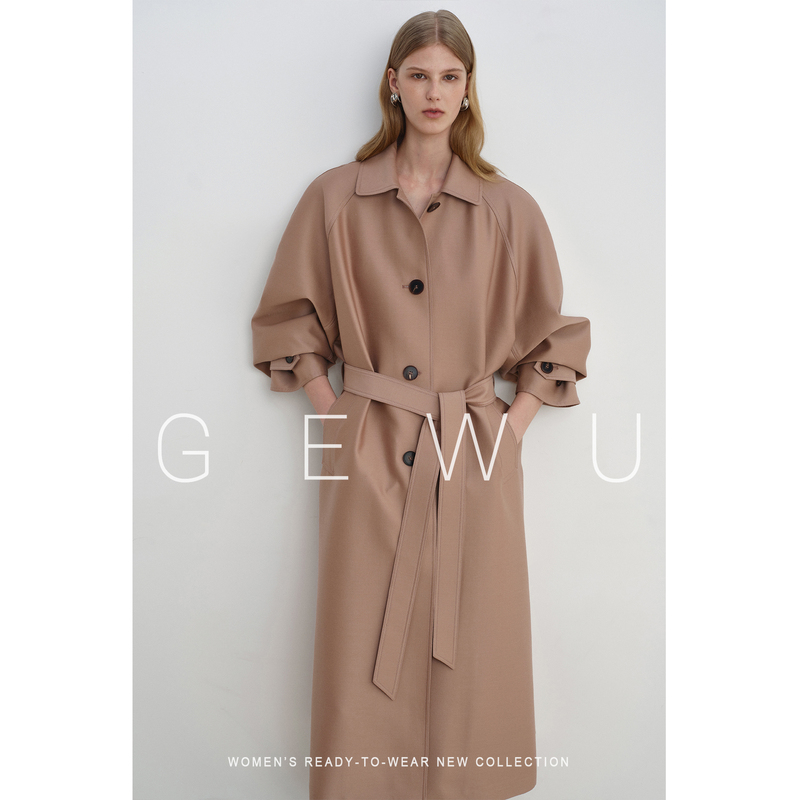 Elegant and Understated Merino Wool Trench Coat with a Silhouette Lapel, H-Shaped Raglan Sleeves, and Belt for Women