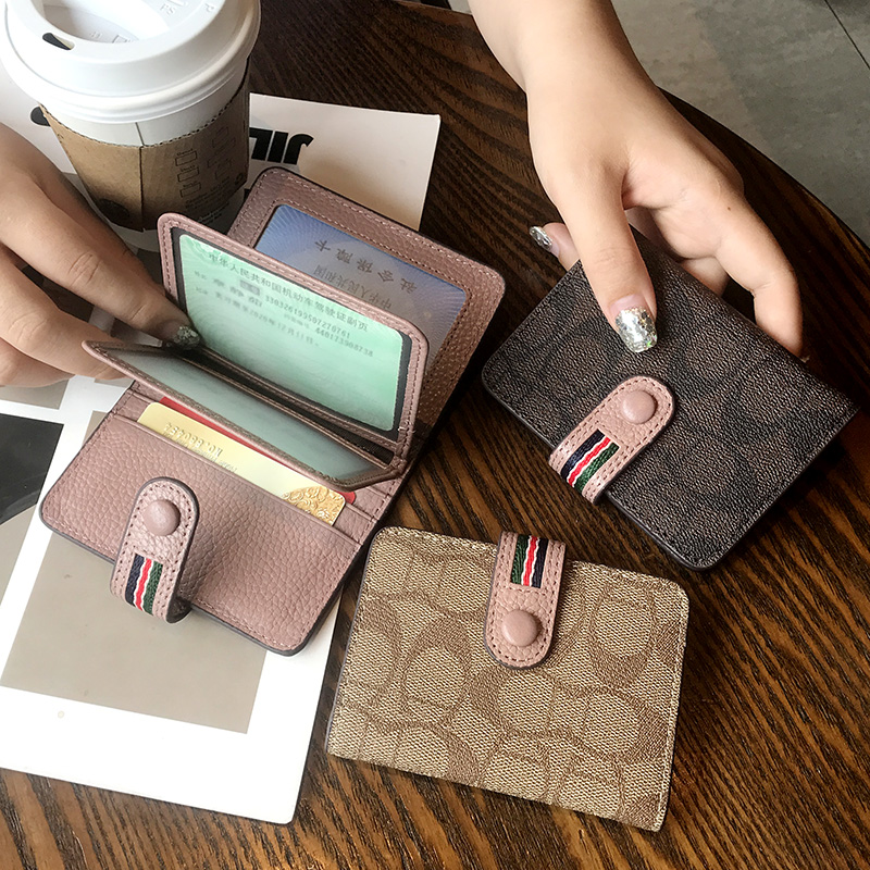 Motor vehicle driving license leather sleeve driving driver's license wagon This two-in-one body Women's sleeve protects high-end ultra-thin documents