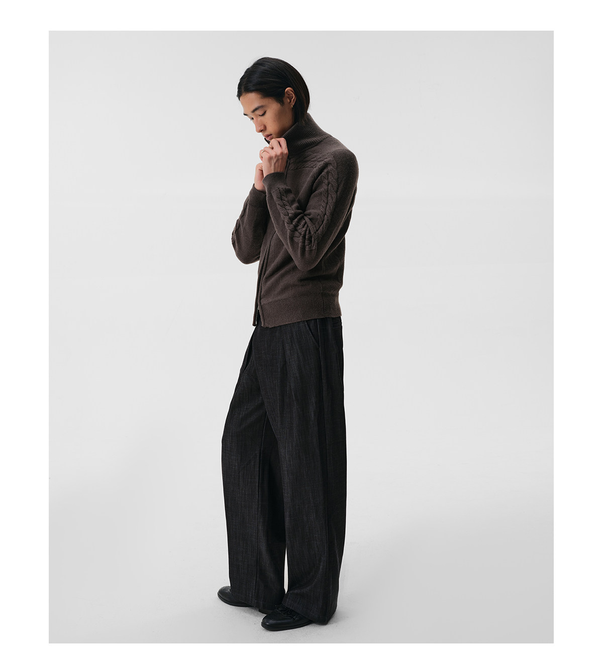 Slight Vogue Cable-Knit Stand Collar Cardigan