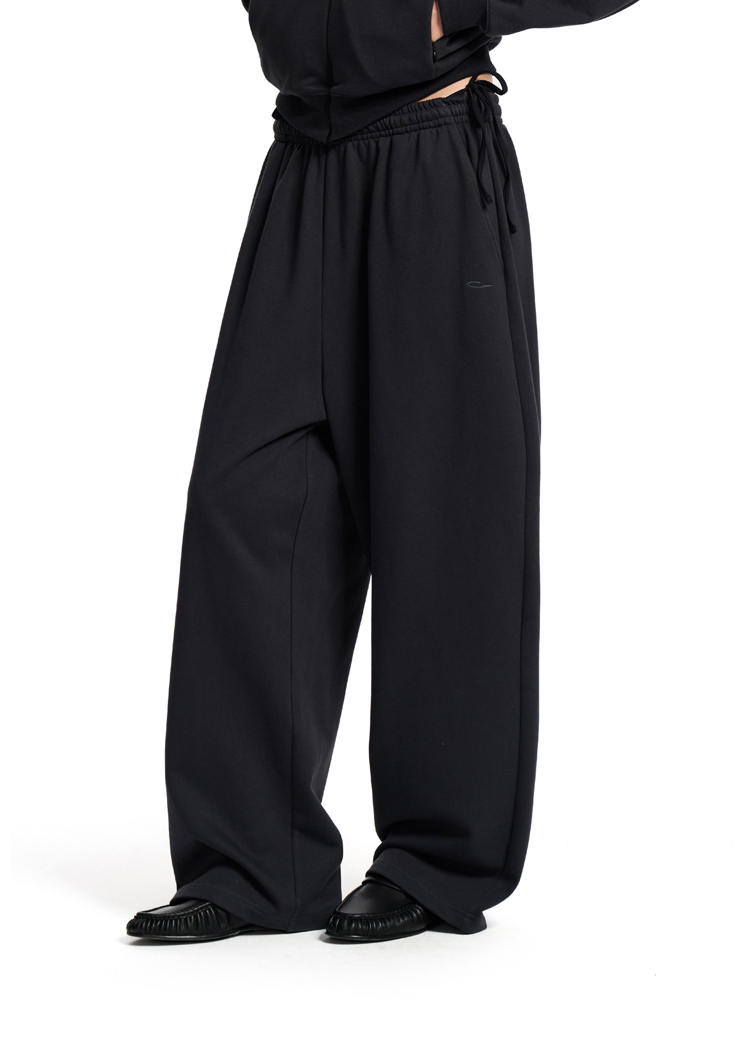 Loopsoon Wide-Leg Straight Sweatpants