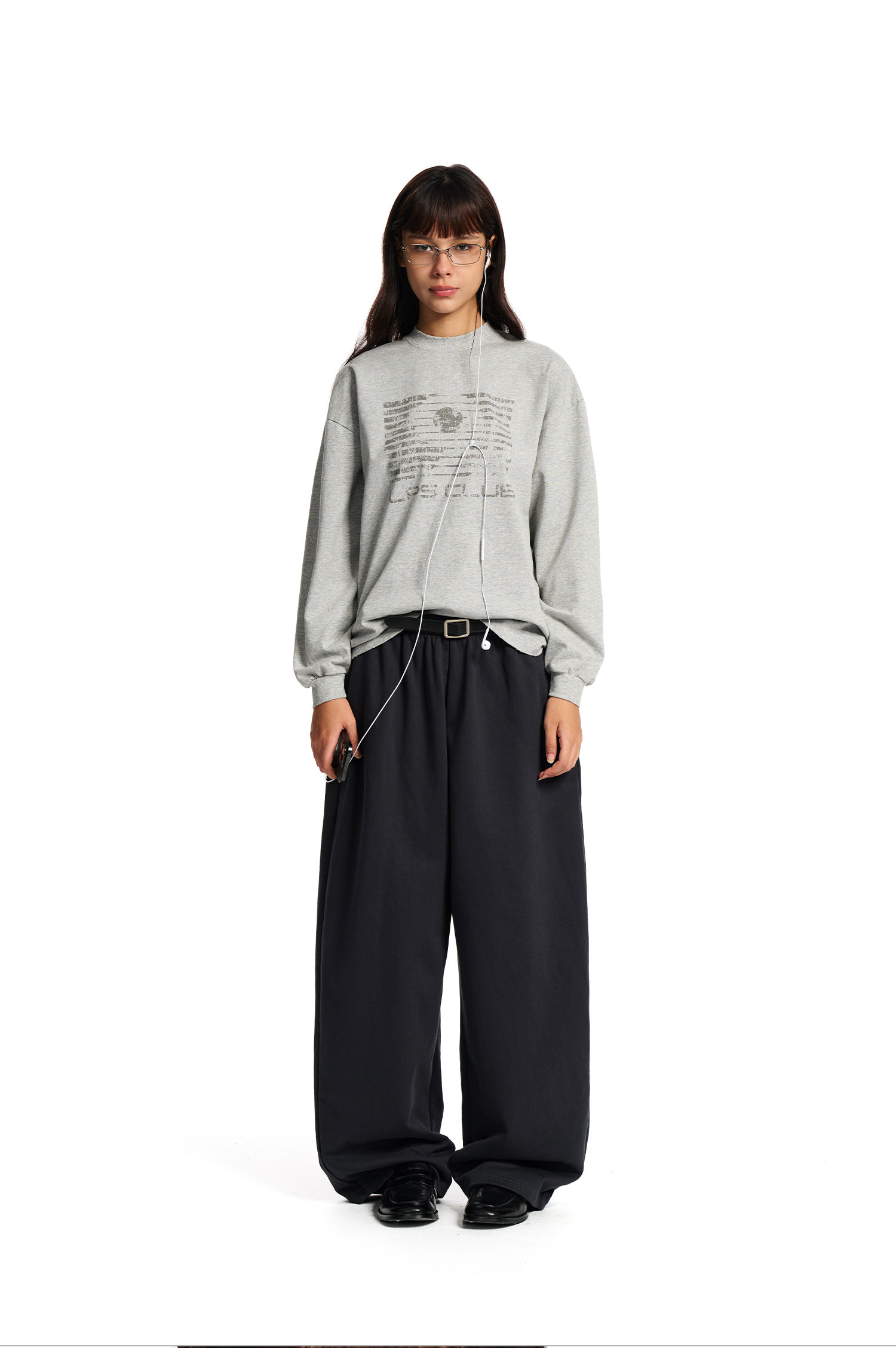 Loopsoon Gradient Washed Graphic Long-Sleeve Tee