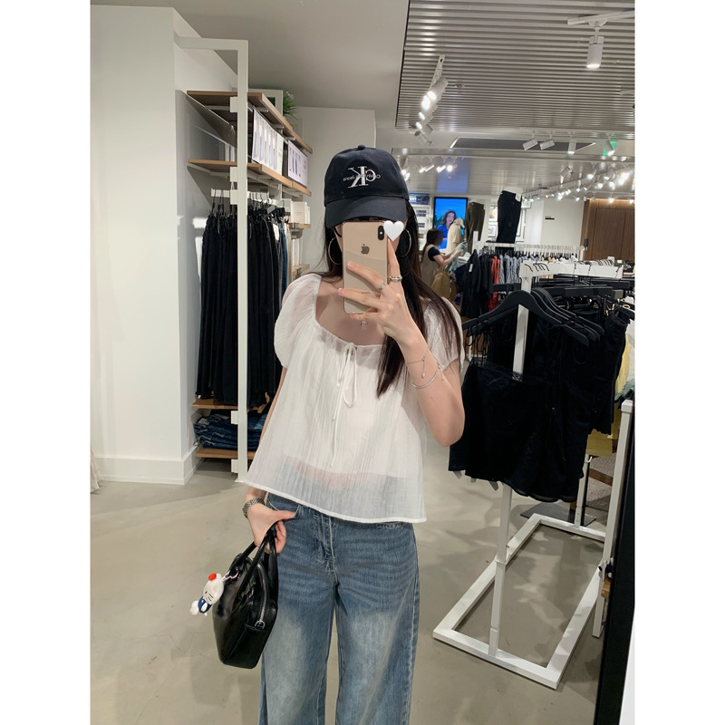 Undefined Long Vacation Cloud Puff Sleeve Loose Tie Embroidered Tencel Top (Two-Piece Set)