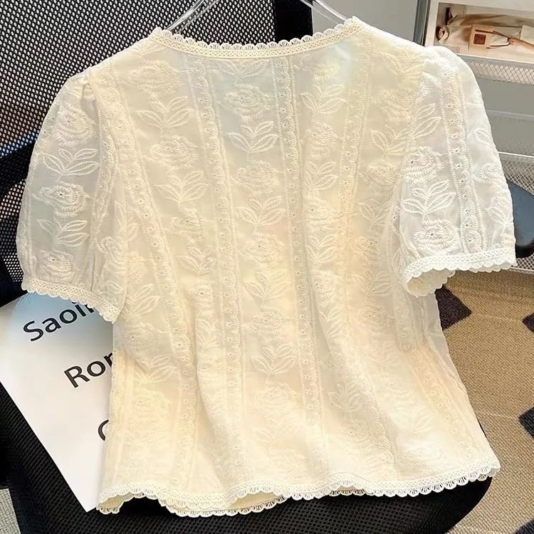 Light Luxury French-Style Embroidered Lace Top, New Summer Model for Petite Figures, Stylish and Chic Short-Sleeve Shirt with a Chanel-Inspired Vibe