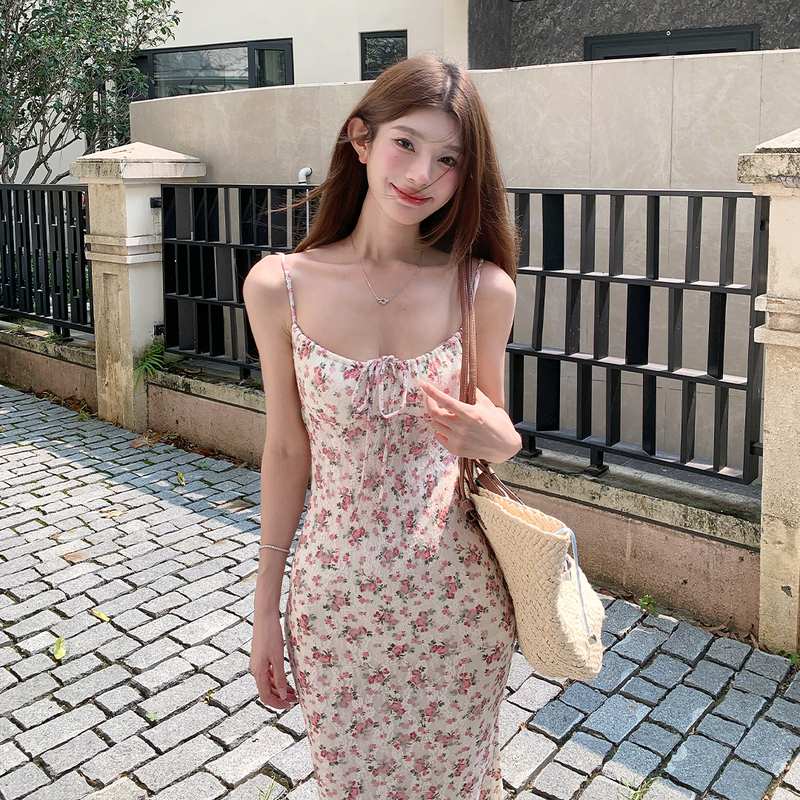 Knowfeel Studio French Floral Suspender Dress for Women, High-Waisted, Slimming, Elegant Mid-Length Dress, Vacation Style Knowfeel Studio French Floral Suspender Dress for Women, High-Waisted, Slimming, Elegant Mid-Length Dress, Vacation Style
