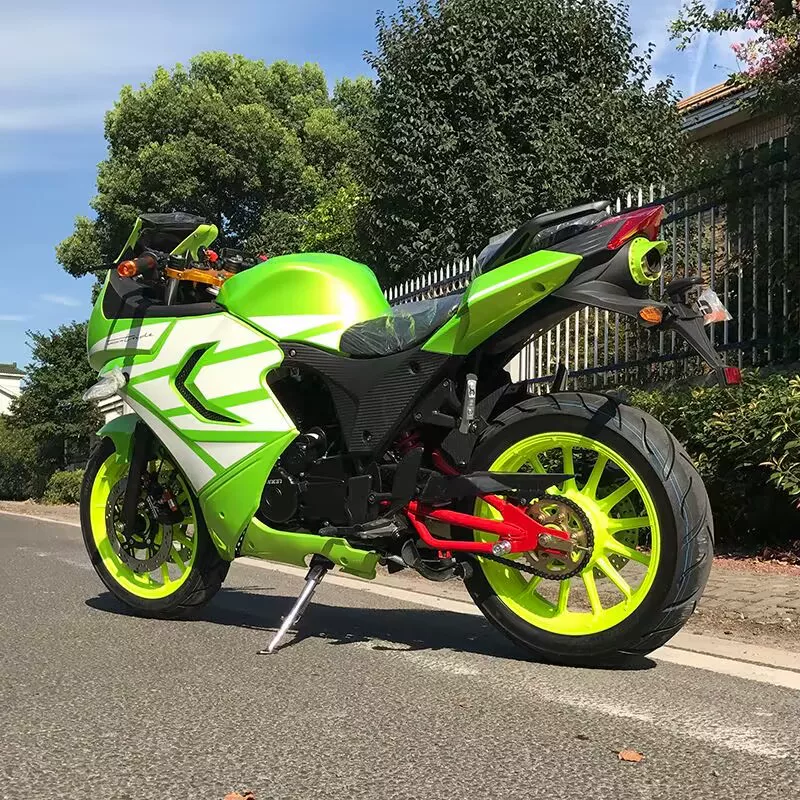 Оригинальный Kawasaki маленький Ниндзя мотоцикл национальный Sifi распыление спорт двойной цилиндр холодный транспорт Horizon заблокирован locomotive locomotive