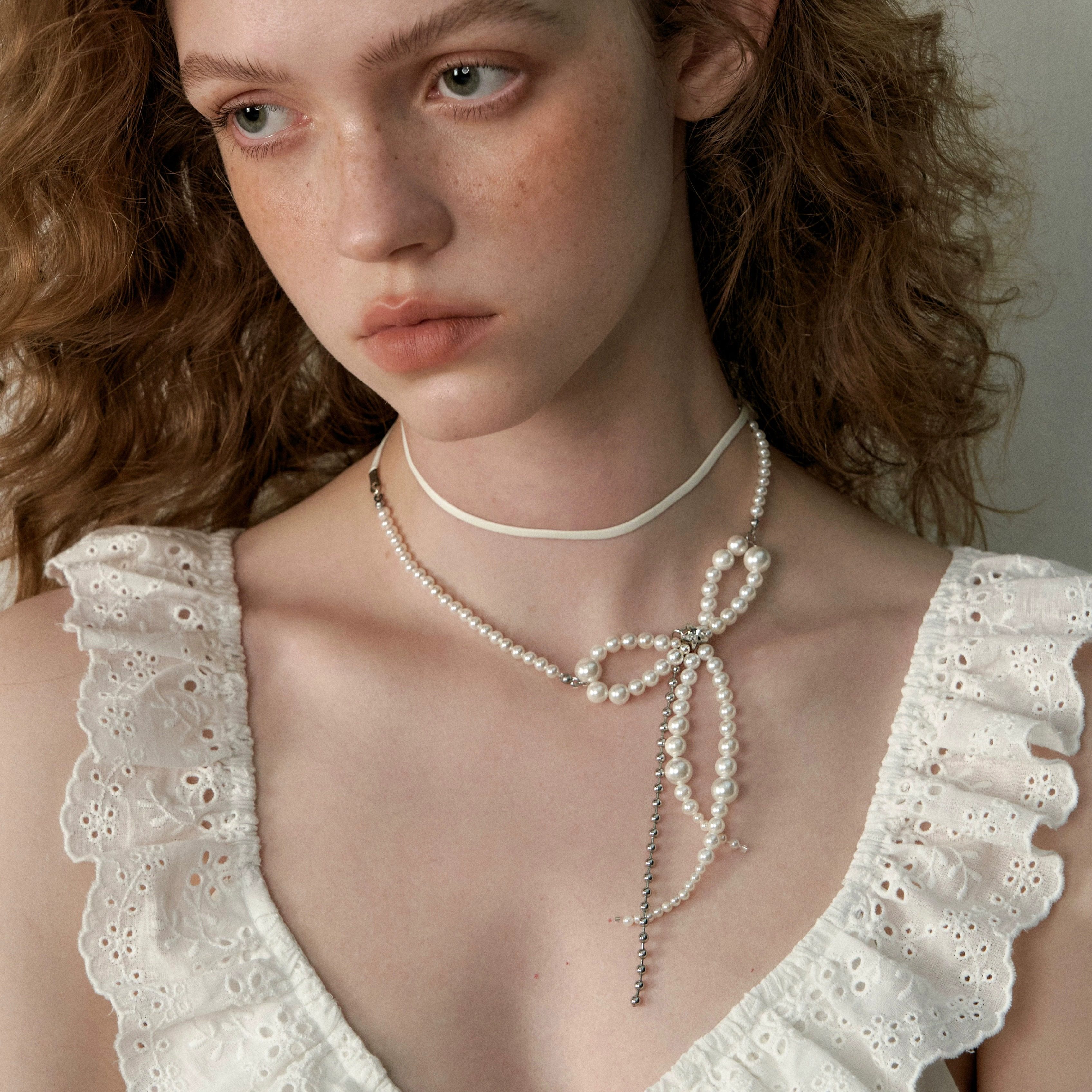 NOIR Original Pearl Beaded Bow Chain Leather Cord Necklace Choker