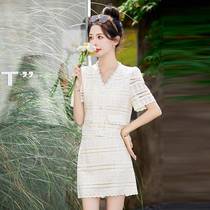 French style small fragrant hollow lace suit skirt for women new summer style popular this year beautiful age-reducing short skirt two-piece set