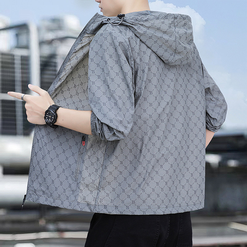 Sun Protection Clothing for Men in Summer, Ice Silk Breathable Quick-Drying Skin Clothing, Outdoor Sports Cycling Windbreaker, Loose Trendy Brand Sun Protection Clothing