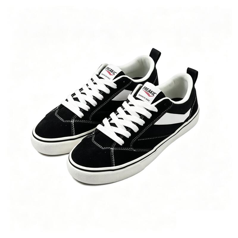 Freakic Sneakers, Black Suede Canvas Low-Top Sneakers with Contrasting Color Stitching, Chinese Style Men's Sneakers