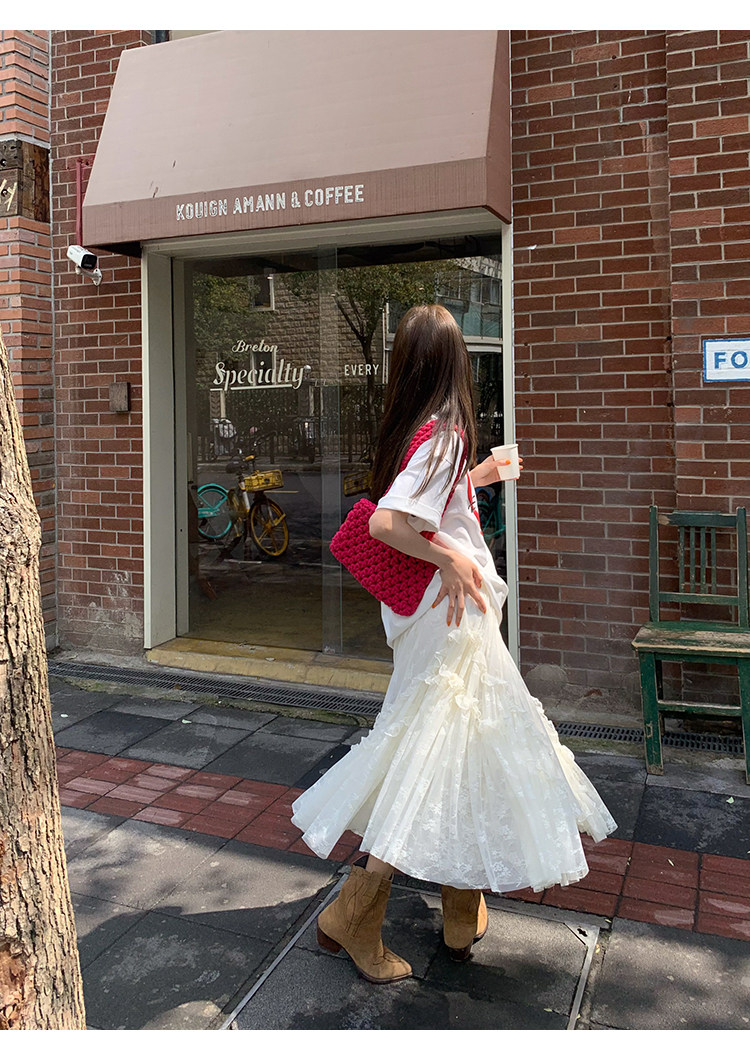 牙套大汪 【Сердечный ритм】 Свободная футболка с круглым вырезом и уникальным принтом в виде букв и сердечек