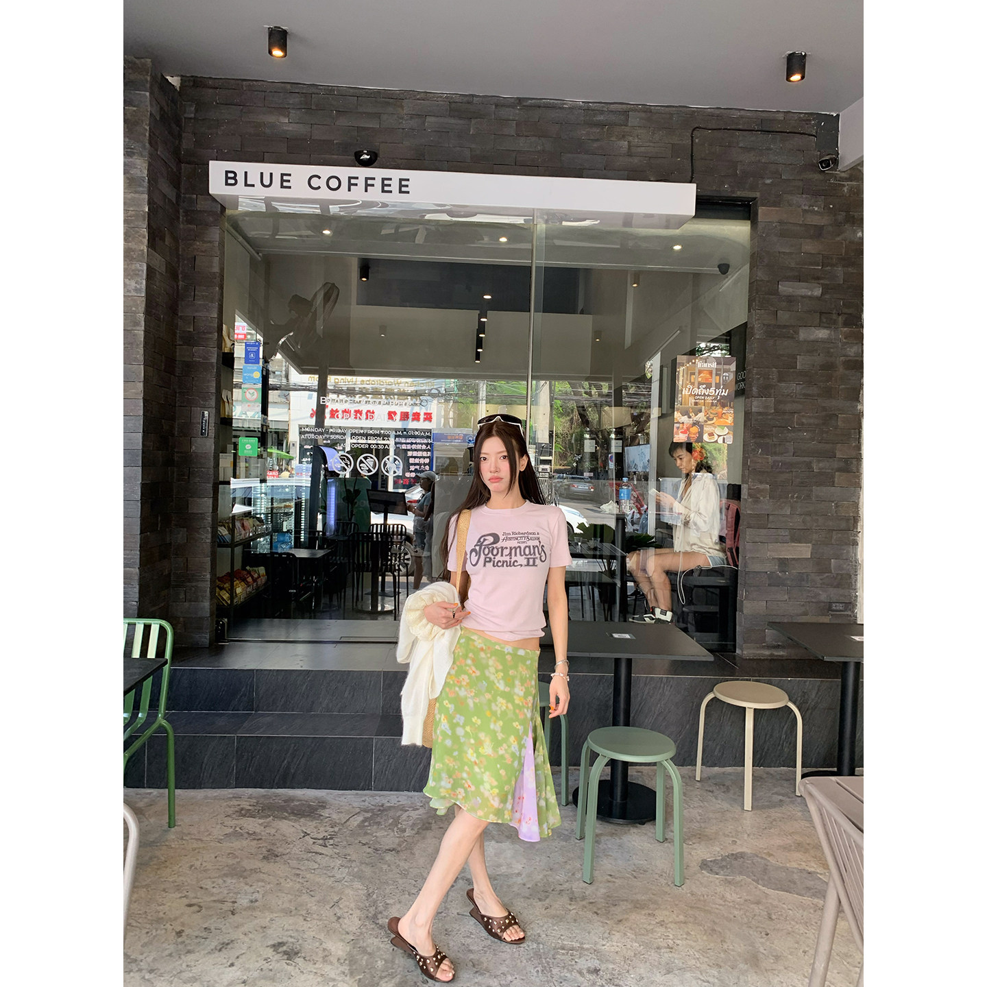 牙套大汪 [Зеленые цветы] Юбка-миди с цветочным принтом в стиле масляной живописи с контрастными цветами