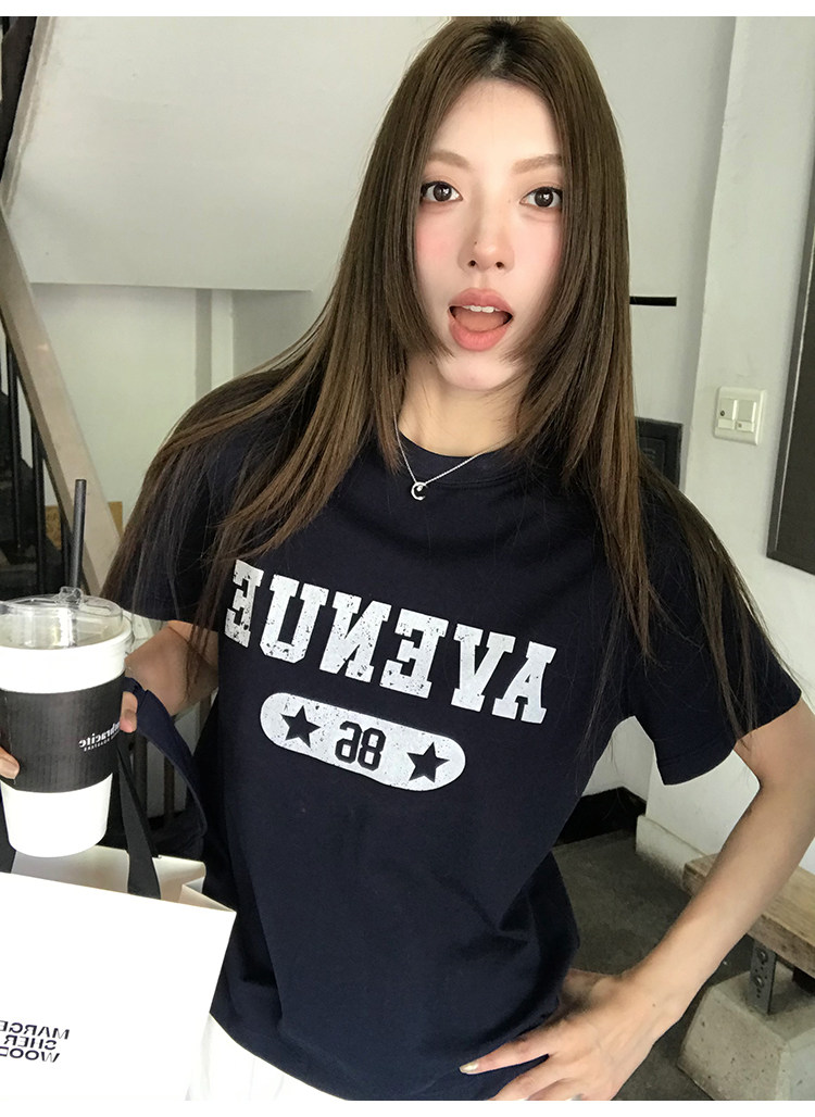 牙套大汪 Футболка с буквенным принтом, короткий рукав, 2 цвета