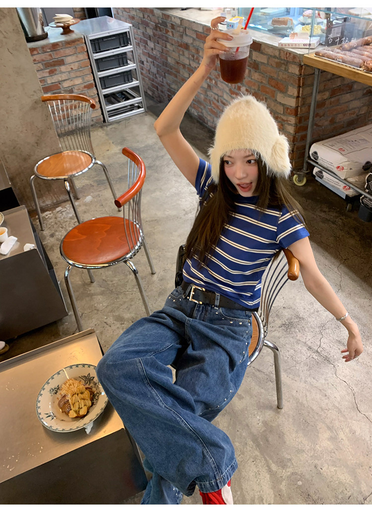 牙套大汪 【Синяя морская душа】 Женская футболка 2025 лето новая стильная простая прямоплечая короткий рукав