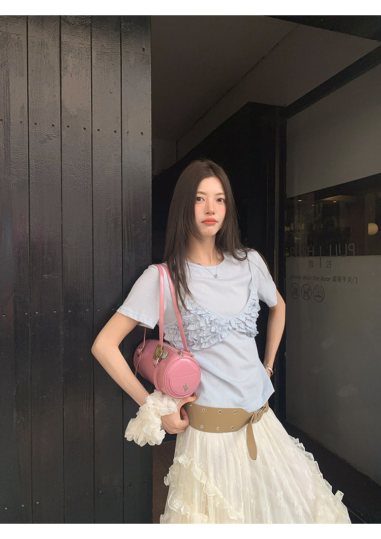 牙套大汪 Комплект из двух цветов: топ с рюшами и футболка с круглым вырезом