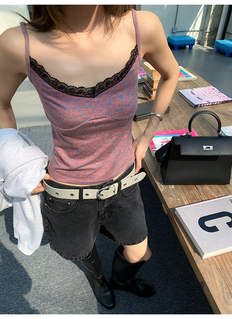 牙套大汪 джинсовые шорты с высокой талией для стройного силуэта