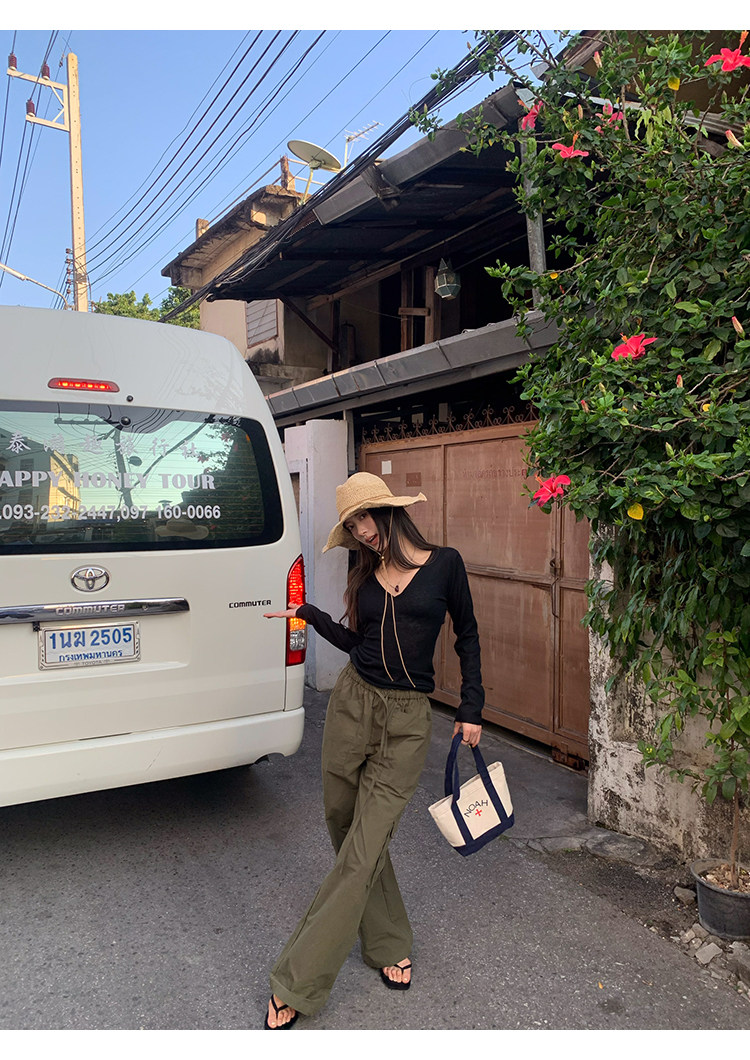 牙套大汪 【Бунтарский квартал】 брюки карго с низкой посадкой, кулиской и большими карманами