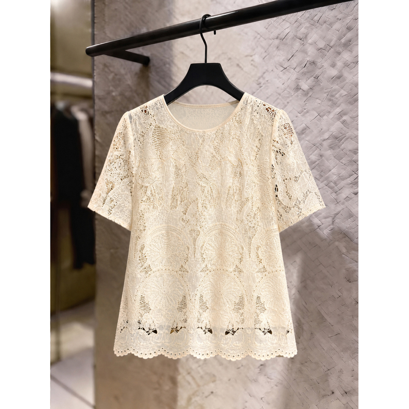 Korean-Style Design Crochet Hollow-Out Short-Sleeve Top for Women, New Summer Style, Loose Fit, Slimming, Elegant White Lace T-Shirt