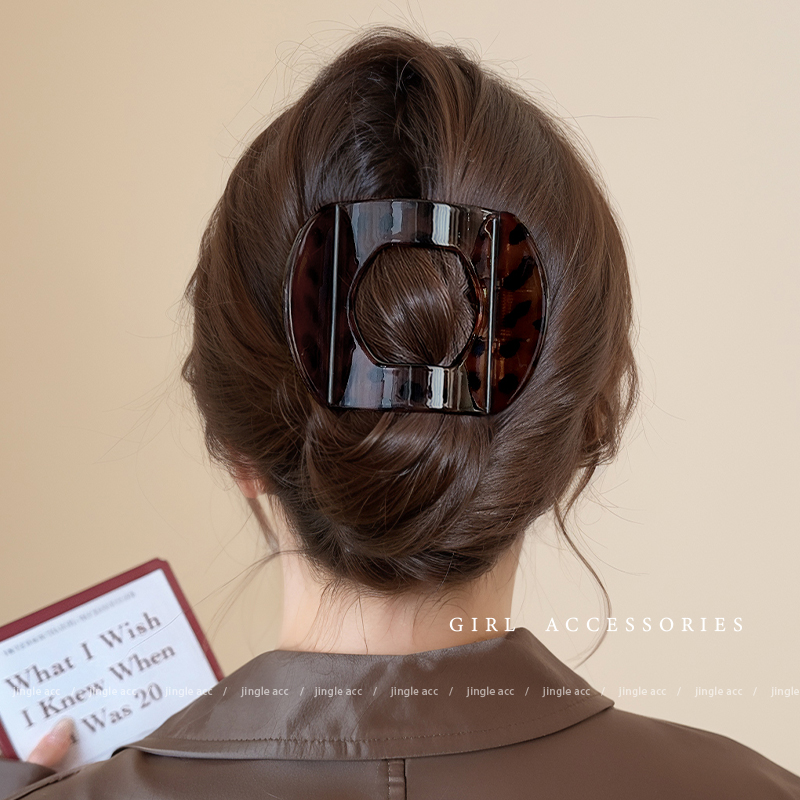 レトロな高級後頭部のおだんごダックビルクリップ大きなヘアピン女性2025新しい高級ワンワードクリップヘッドドレス