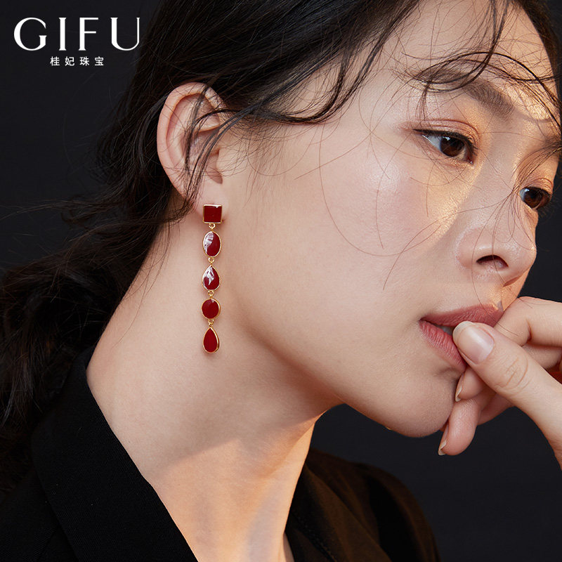 Advanced sense of atmospheric quality retro port wind drop earrings earrings red earrings female long version of the ear needle 202021 new trend