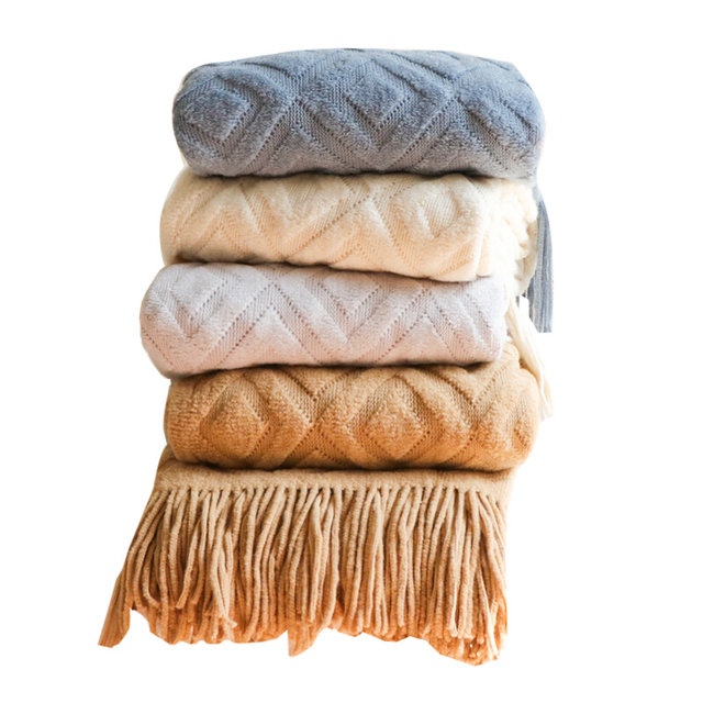 Nordic sofa blanket ສີແຂງຫ້ອງການອາຫານທ່ຽງ break blanket ins homestay light luxury soft single blanket air conditioning blanket