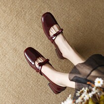 French Retro Low Heel Bow Genuine Leather Mary Jane Shoes Womens 2024 Spring and Autumn New Burgundy Patent Leather Shallow Mouth Shoes
