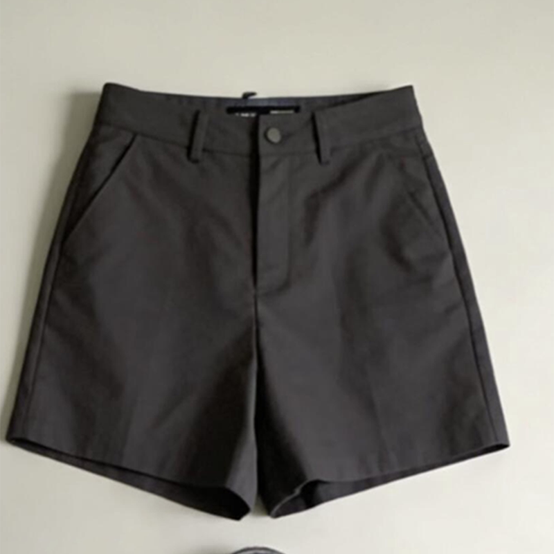 2026 Super Trendy Outfit: a Complete Set of Korean-Style Summer Suits, Striped Contrasting Color Long-Sleeved T-Shirt and Wide-Leg Shorts Two-Piece Set 2026 Super Trendy Outfit: a Complete Set of Korean-Style Summer Suits, Striped Contrasting Color Long-Sleeved T-Shirt and Wide-Leg Shorts Two-Piece Set