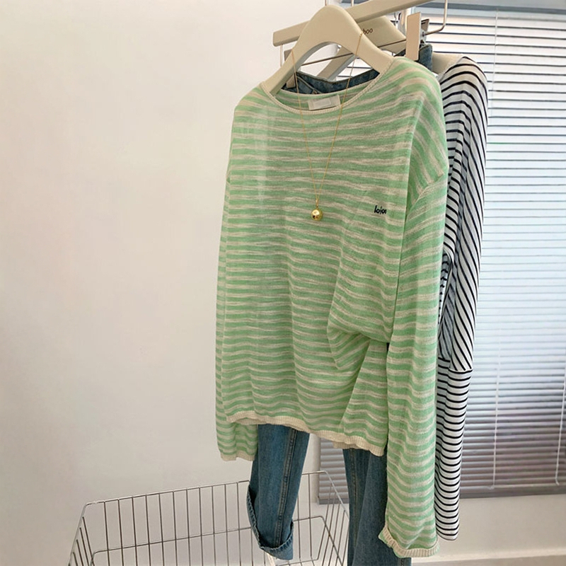 Green Striped Letter Embroidery Ice Silk Knit Long-Sleeve T-Shirt for Women, Autumn Lazy Style, Loose Fit, Age-Reducing, Sun-Protective Top