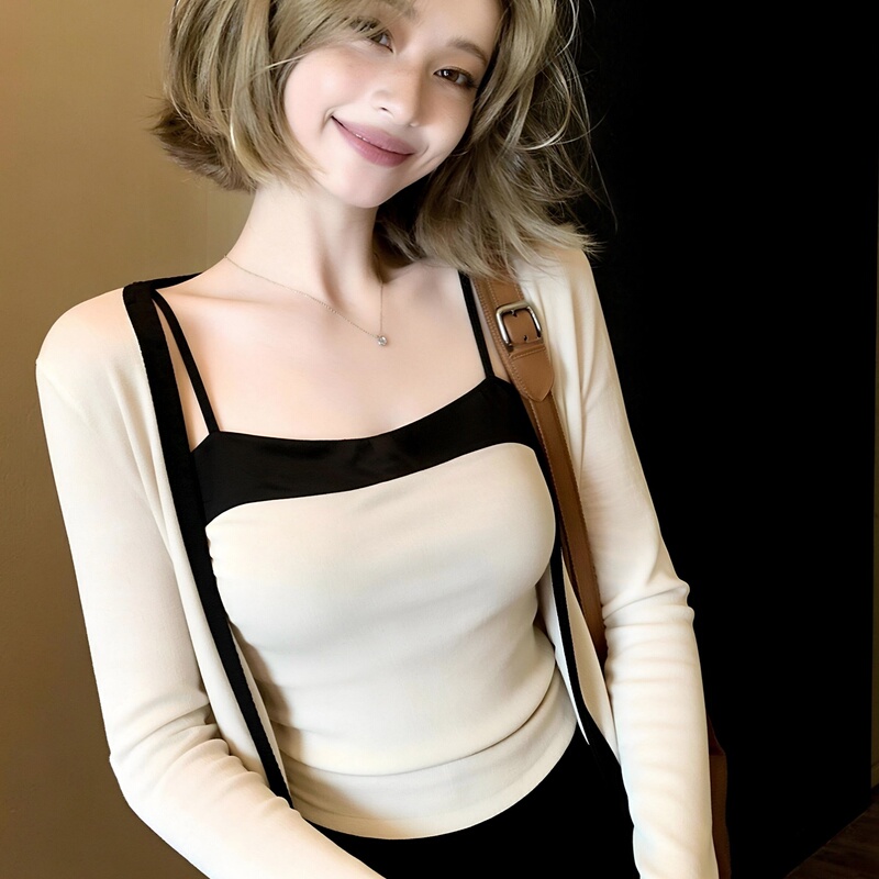 2026 Autumn Knit Camisole with Cardigan Jacket for Women, Chic Korean Style Early Autumn Gentle Design, Elegant Slim-Fit Top 2026 Autumn Knit Camisole with Cardigan Jacket for Women, Chic Korean Style Early Autumn Gentle Design, Elegant Slim-Fit Top