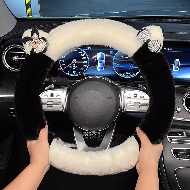 Steering Wheel Cover, High-End, Popular Online, Winter Plush, Warm, Heated, Cute Cartoon, Suitable for All Seasons, Car Handle Cover for Women